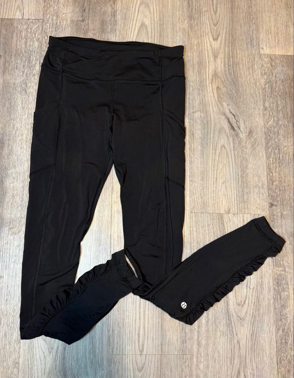 LULULEMON Speed Tight IV Black LEGGINGS PANTS Ruched Legs SIDE POCKETS sz 6